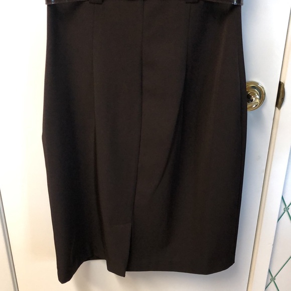 Voir Voir Womens belted, short sleeve dress. - Picture 6 of 12